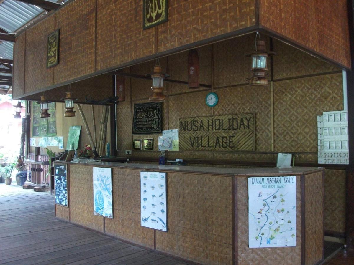 而连突 努沙假日村庄酒店 外观 照片